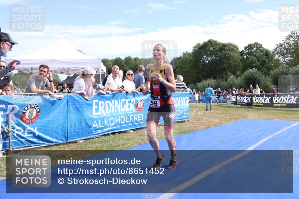 31.08.2025 - Elbe Triathlon Hamburg Strokosch-Dieckow http://msf.ph/oto/8651452 31.08.2025 10:47:41 Ziel 259, 359, 397, 440 meine-sportfotos.de