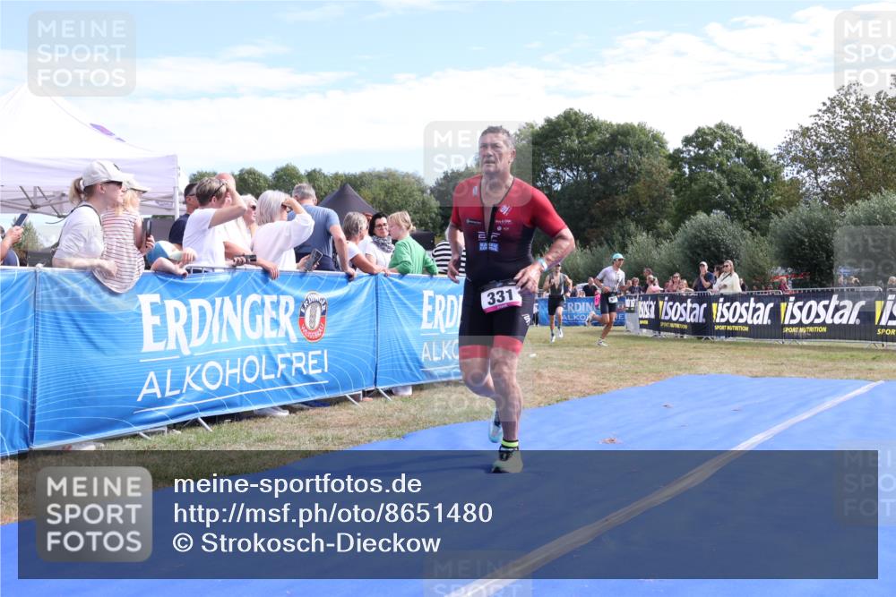 31.08.2025 - Elbe Triathlon Hamburg Strokosch-Dieckow http://msf.ph/oto/8651480 31.08.2025 10:48:16 Ziel 331, 529 meine-sportfotos.de