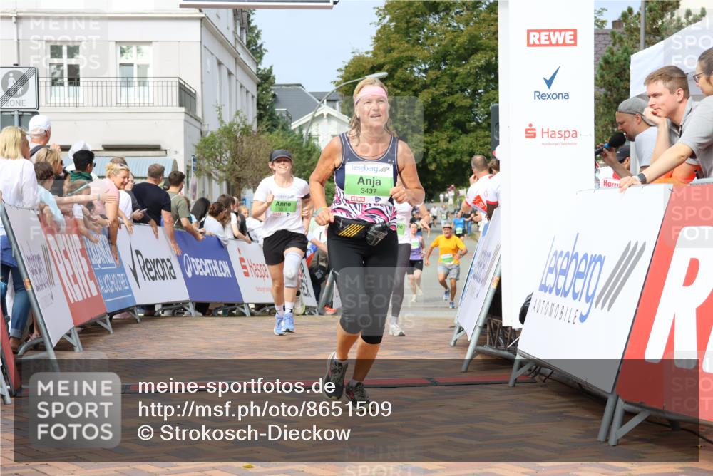 31.08.2025 - 21. Blankeneser Heldenlauf Strokosch-Dieckow http://msf.ph/oto/8651509 31.08.2025 11:13:14 Ziel 3631, 3311, 3054, 3319, 3327, 3437, 3350 meine-sportfotos.de