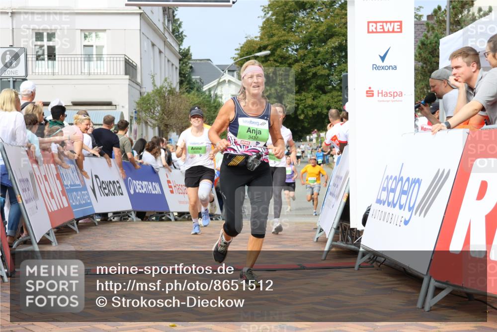 31.08.2025 - 21. Blankeneser Heldenlauf Strokosch-Dieckow http://msf.ph/oto/8651512 31.08.2025 11:13:14 Ziel 3631, 3311, 3054, 3319, 3327, 3437, 3350 meine-sportfotos.de