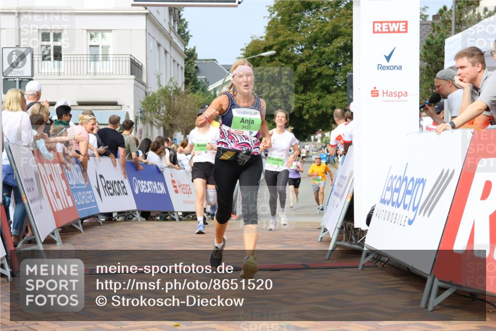 31.08.2025 - 21. Blankeneser Heldenlauf Strokosch-Dieckow http://msf.ph/oto/8651520 31.08.2025 11:13:14 Ziel 3631, 3311, 3054, 3319, 3327, 3437, 3350 meine-sportfotos.de
