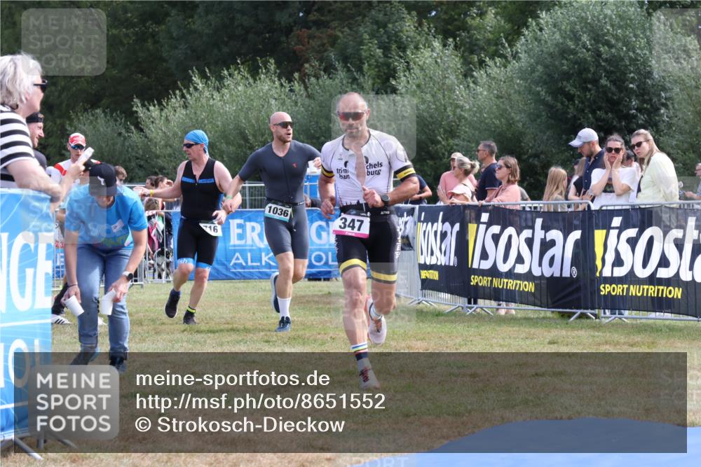 31.08.2025 - Elbe Triathlon Hamburg Strokosch-Dieckow http://msf.ph/oto/8651552 31.08.2025 10:50:10 Ziel 347 meine-sportfotos.de