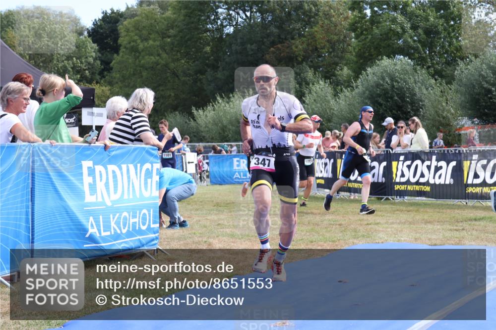 31.08.2025 - Elbe Triathlon Hamburg Strokosch-Dieckow http://msf.ph/oto/8651553 31.08.2025 10:50:12 Ziel 347 meine-sportfotos.de