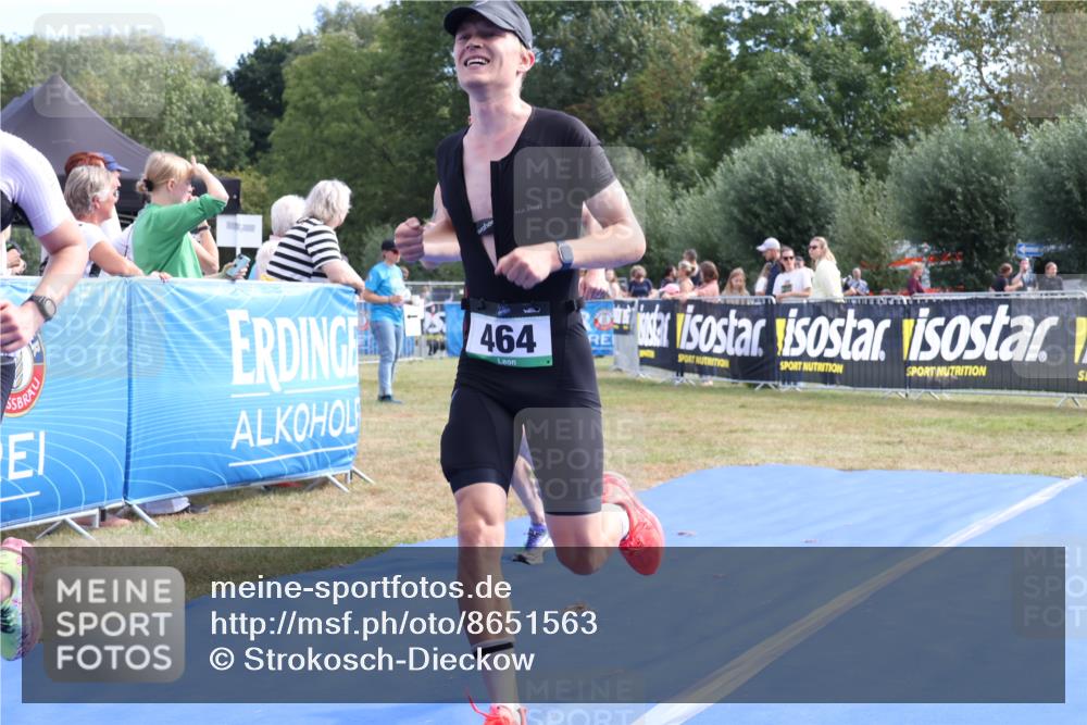 31.08.2025 - Elbe Triathlon Hamburg Strokosch-Dieckow http://msf.ph/oto/8651563 31.08.2025 10:50:25 Ziel 247, 430, 464, 694 meine-sportfotos.de