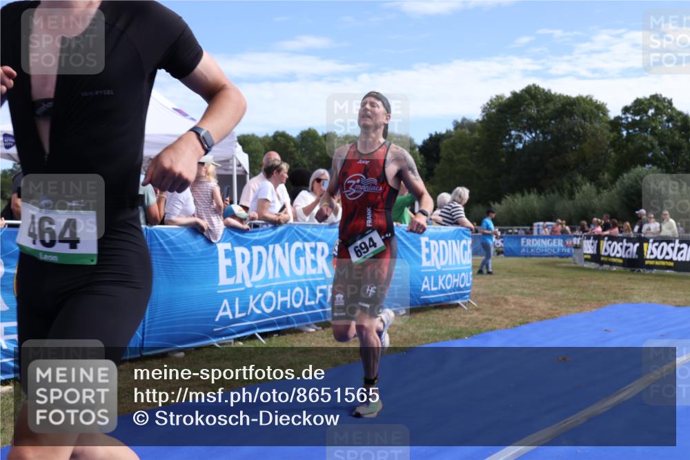 31.08.2025 - Elbe Triathlon Hamburg Strokosch-Dieckow http://msf.ph/oto/8651565 31.08.2025 10:50:26 Ziel 247, 430, 464, 694 meine-sportfotos.de