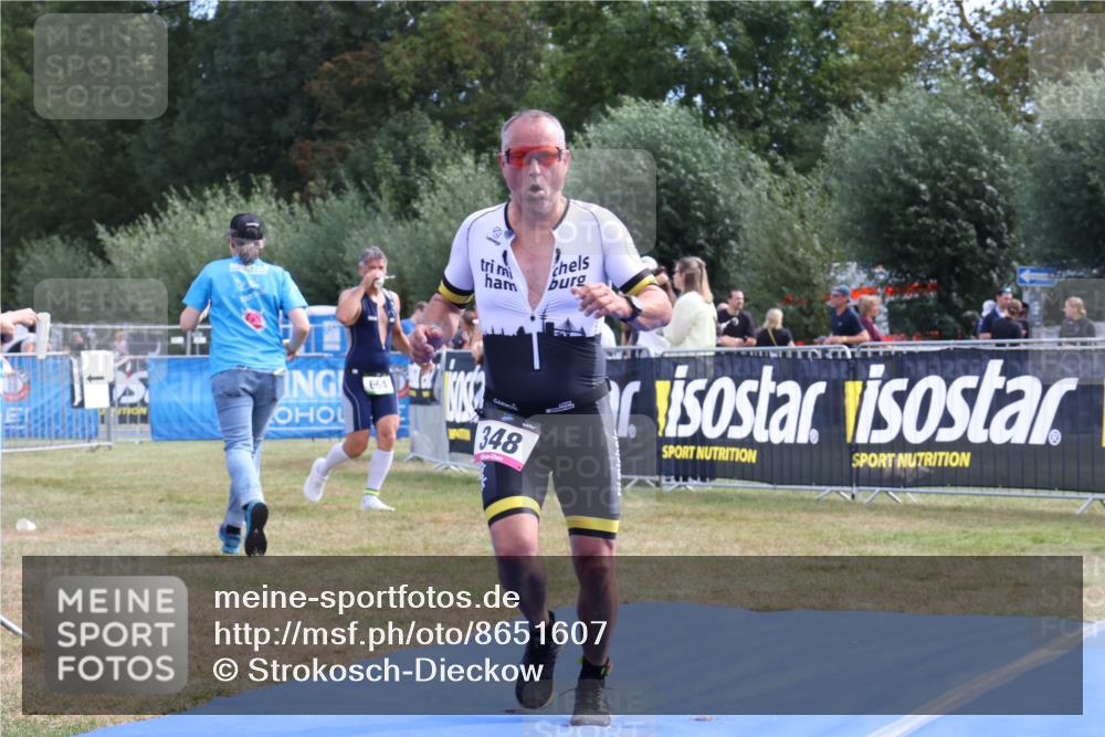 31.08.2025 - Elbe Triathlon Hamburg Strokosch-Dieckow http://msf.ph/oto/8651607 31.08.2025 10:51:22 Ziel 348, 378 meine-sportfotos.de