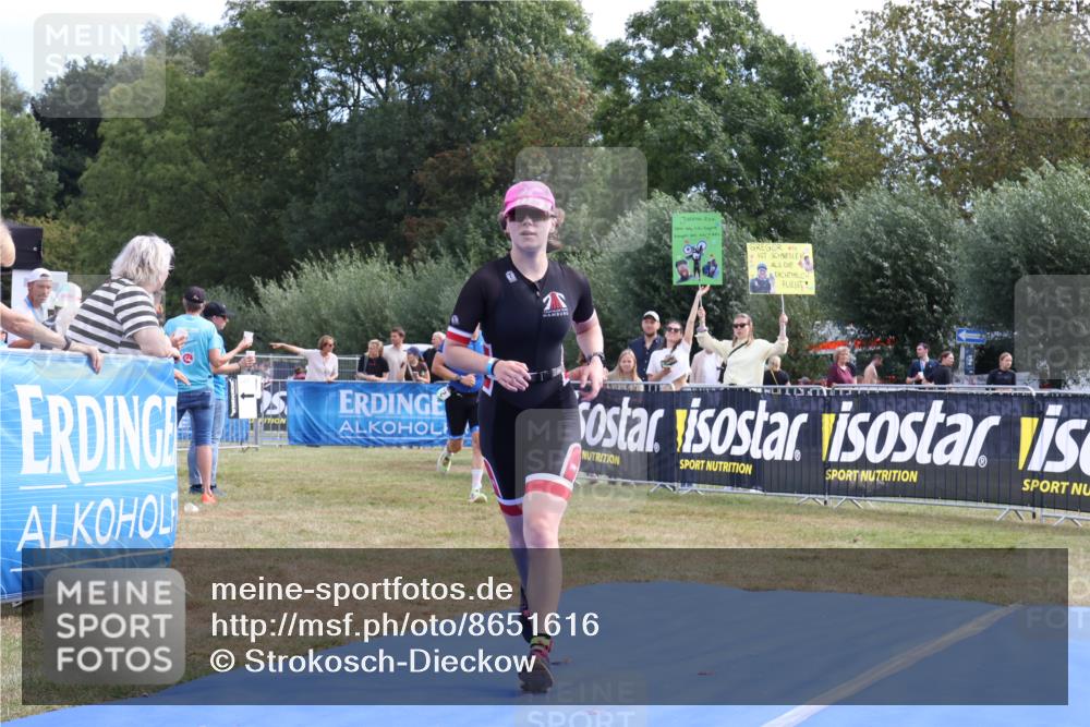 31.08.2025 - Elbe Triathlon Hamburg Strokosch-Dieckow http://msf.ph/oto/8651616 31.08.2025 10:52:15 Ziel 299, 602 meine-sportfotos.de