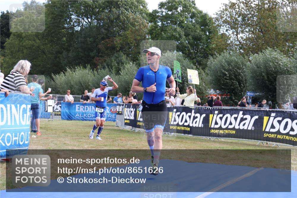 31.08.2025 - Elbe Triathlon Hamburg Strokosch-Dieckow http://msf.ph/oto/8651626 31.08.2025 10:52:18 Ziel 299, 602 meine-sportfotos.de