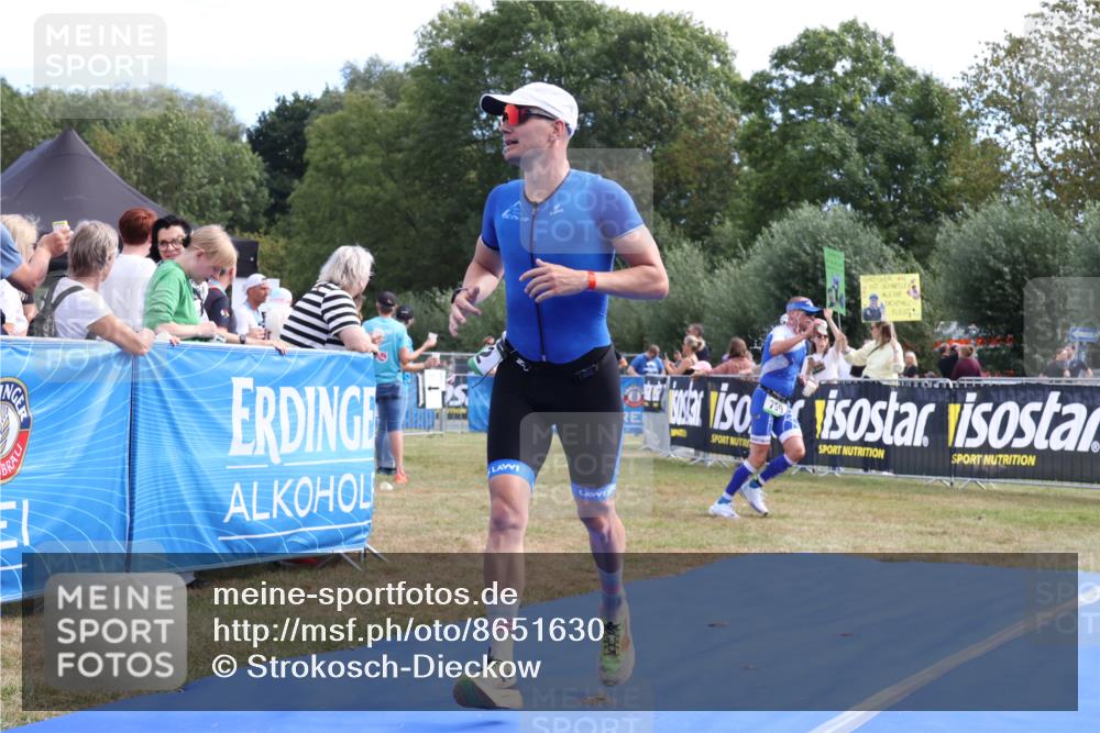 31.08.2025 - Elbe Triathlon Hamburg Strokosch-Dieckow http://msf.ph/oto/8651630 31.08.2025 10:52:19 Ziel 299, 602 meine-sportfotos.de