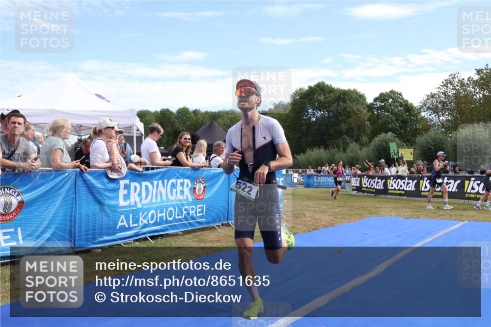 31.08.2025 - Elbe Triathlon Hamburg Strokosch-Dieckow http://msf.ph/oto/8651635 31.08.2025 10:52:48 Ziel 522 meine-sportfotos.de