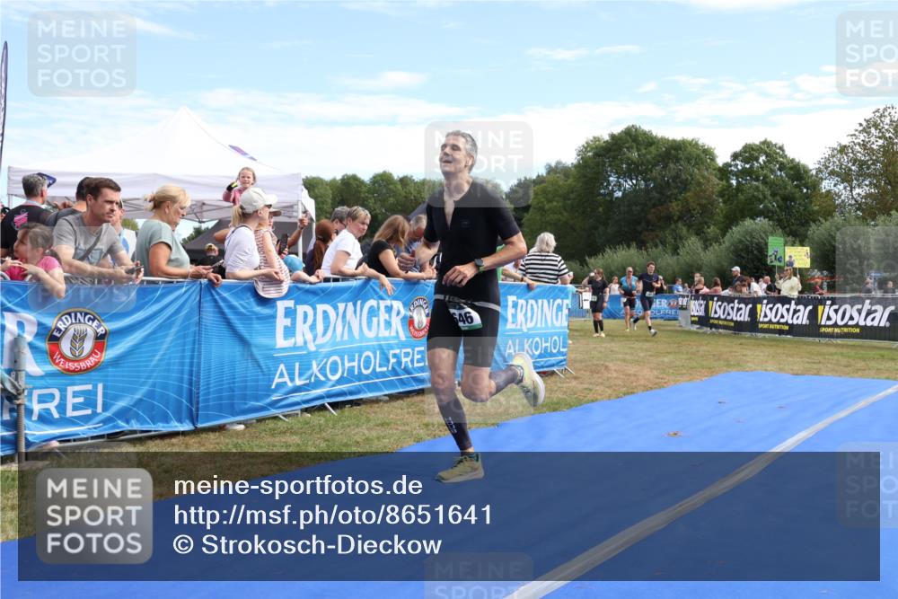 31.08.2025 - Elbe Triathlon Hamburg Strokosch-Dieckow http://msf.ph/oto/8651641 31.08.2025 10:53:05 Ziel 377, 646 meine-sportfotos.de