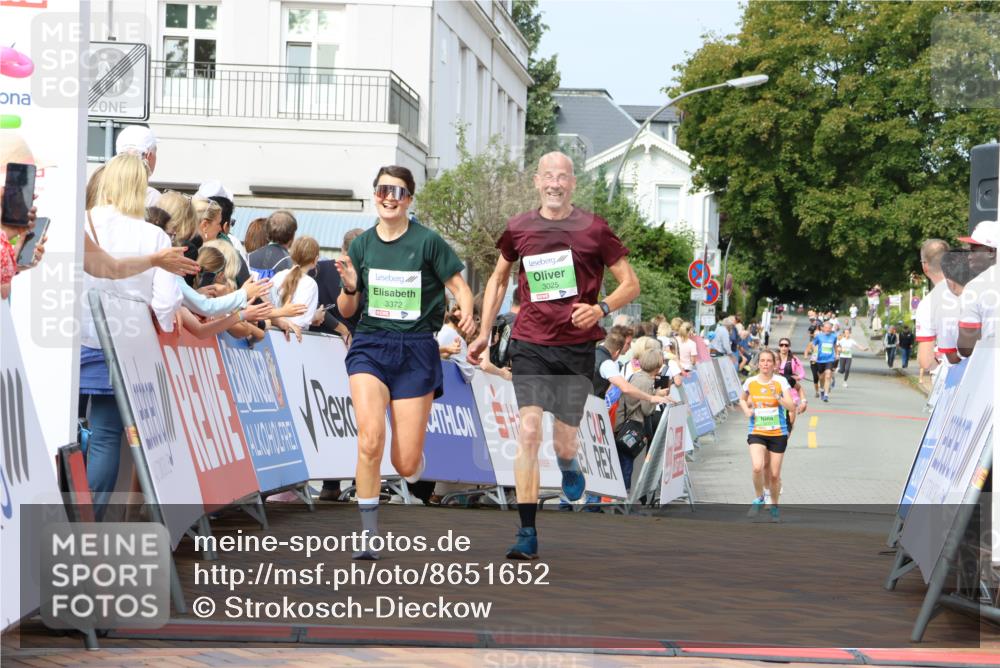 31.08.2025 - 21. Blankeneser Heldenlauf Strokosch-Dieckow http://msf.ph/oto/8651652 31.08.2025 11:12:56 Ziel 3623, 3025, 3372, 3505, 3412 meine-sportfotos.de