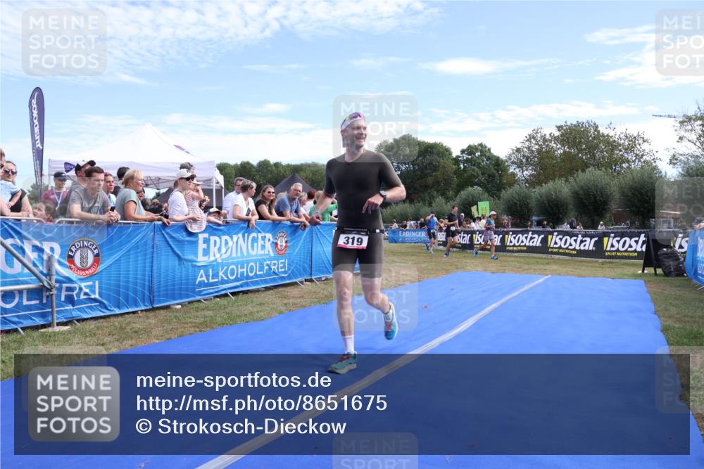 31.08.2025 - Elbe Triathlon Hamburg Strokosch-Dieckow http://msf.ph/oto/8651675 31.08.2025 10:53:25 Ziel 319 meine-sportfotos.de