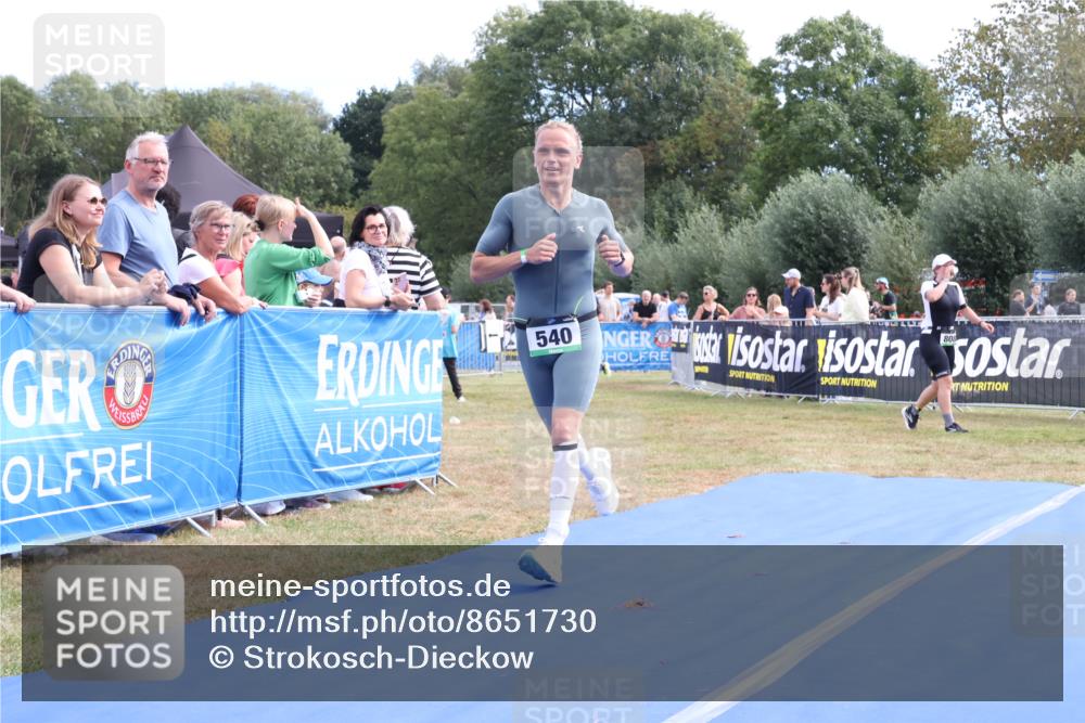 31.08.2025 - Elbe Triathlon Hamburg Strokosch-Dieckow http://msf.ph/oto/8651730 31.08.2025 10:54:49 Ziel 540 meine-sportfotos.de