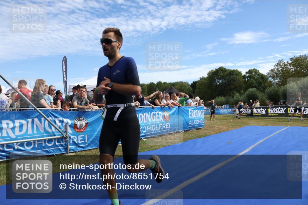 31.08.2025 - Elbe Triathlon Hamburg Strokosch-Dieckow http://msf.ph/oto/8651754 31.08.2025 10:55:52 Ziel 360, 519 meine-sportfotos.de