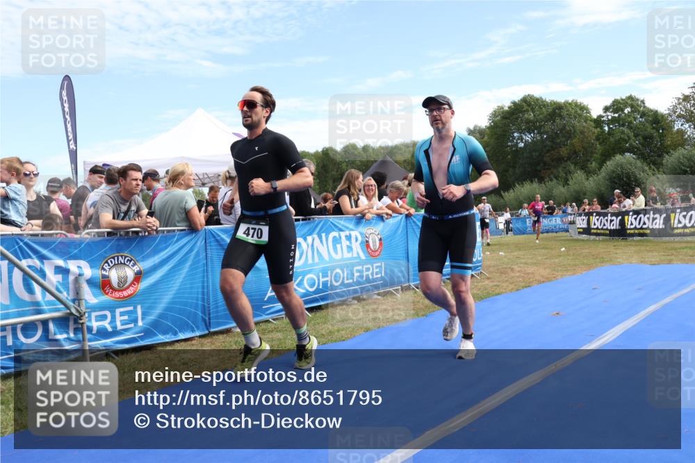 31.08.2025 - Elbe Triathlon Hamburg Strokosch-Dieckow http://msf.ph/oto/8651795 31.08.2025 10:56:37 Ziel 372, 384, 470, 728 meine-sportfotos.de