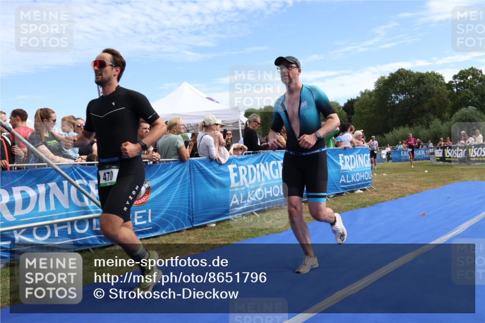 31.08.2025 - Elbe Triathlon Hamburg Strokosch-Dieckow http://msf.ph/oto/8651796 31.08.2025 10:56:37 Ziel 372, 384, 470, 728 meine-sportfotos.de