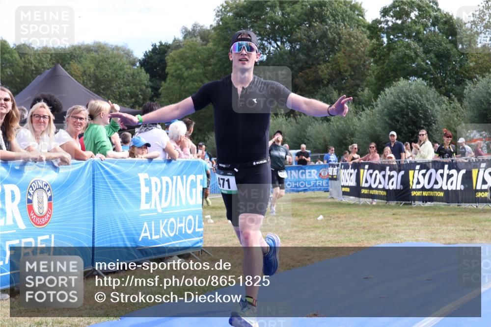31.08.2025 - Elbe Triathlon Hamburg Strokosch-Dieckow http://msf.ph/oto/8651825 31.08.2025 10:57:27 Ziel 471 meine-sportfotos.de