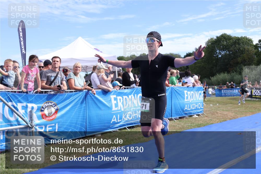 31.08.2025 - Elbe Triathlon Hamburg Strokosch-Dieckow http://msf.ph/oto/8651830 31.08.2025 10:57:28 Ziel 284, 471 meine-sportfotos.de