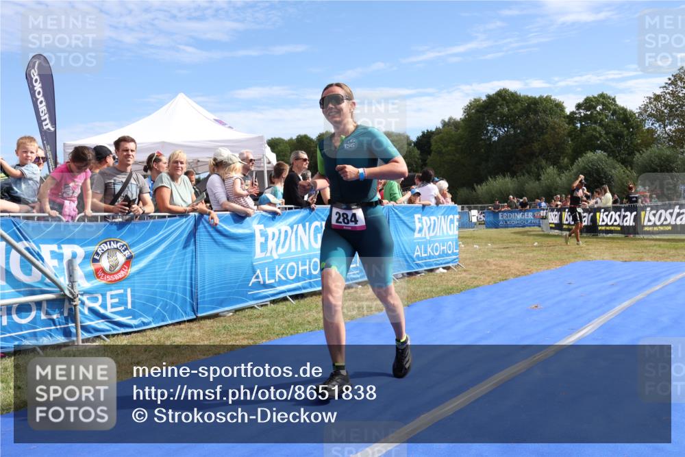 31.08.2025 - Elbe Triathlon Hamburg Strokosch-Dieckow http://msf.ph/oto/8651838 31.08.2025 10:57:37 Ziel 284 meine-sportfotos.de