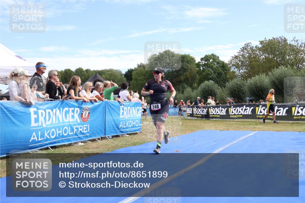 31.08.2025 - Elbe Triathlon Hamburg Strokosch-Dieckow http://msf.ph/oto/8651899 31.08.2025 10:59:34 Ziel 248 meine-sportfotos.de