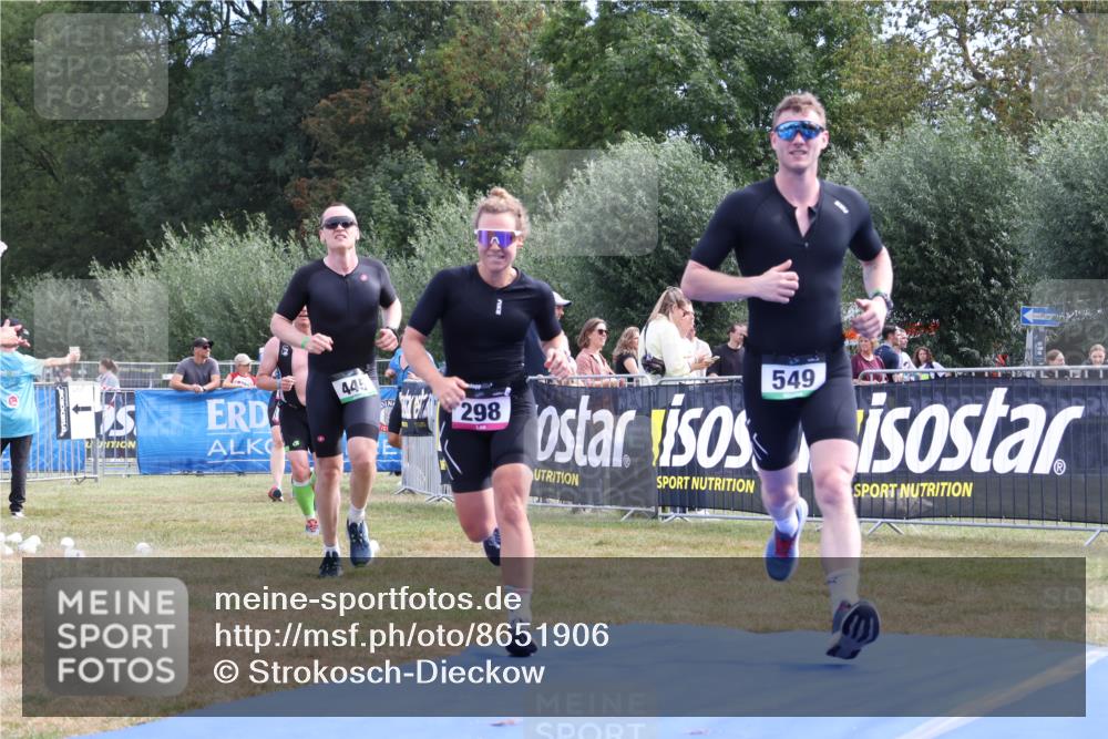 31.08.2025 - Elbe Triathlon Hamburg Strokosch-Dieckow http://msf.ph/oto/8651906 31.08.2025 10:59:46 Ziel 298, 305, 311, 445, 549, 655 meine-sportfotos.de
