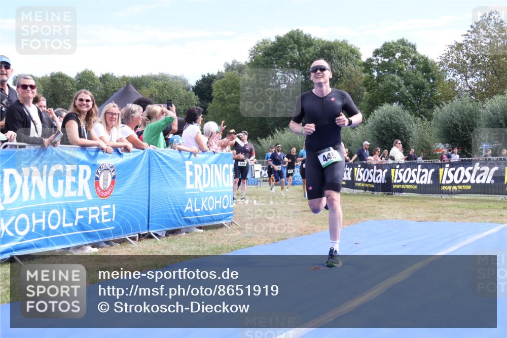 31.08.2025 - Elbe Triathlon Hamburg Strokosch-Dieckow http://msf.ph/oto/8651919 31.08.2025 10:59:48 Ziel 298, 305, 311, 445, 549, 655 meine-sportfotos.de
