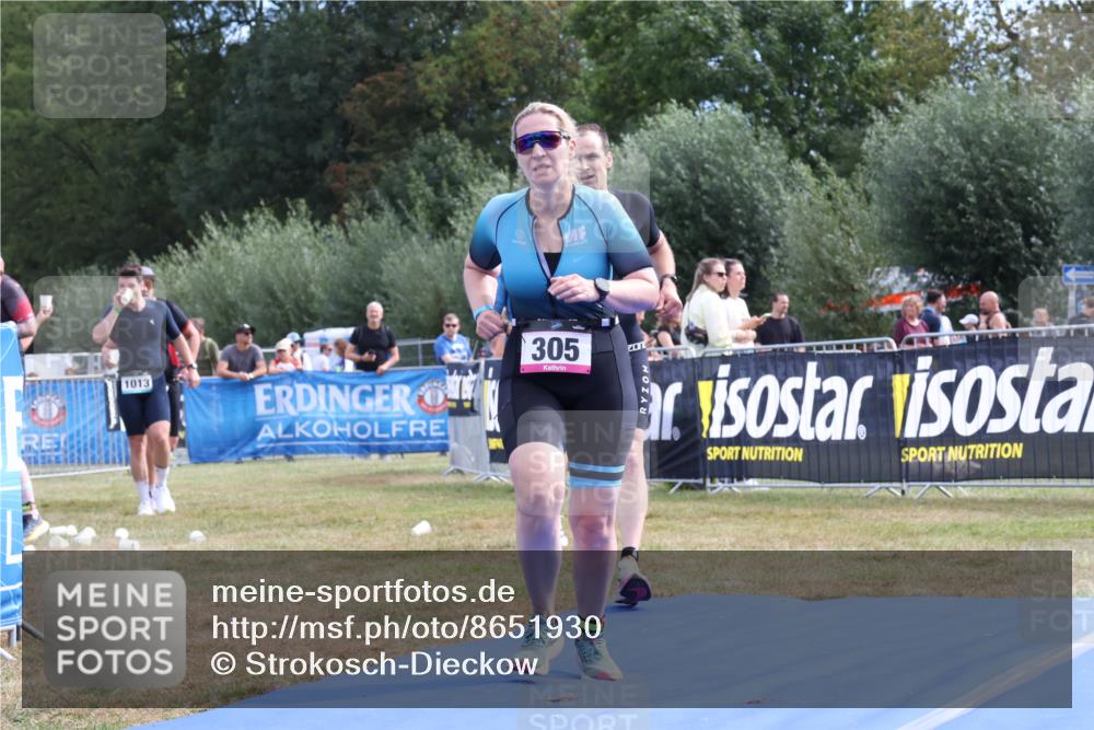31.08.2025 - Elbe Triathlon Hamburg Strokosch-Dieckow http://msf.ph/oto/8651930 31.08.2025 10:59:53 Ziel 305, 311, 445, 655 meine-sportfotos.de
