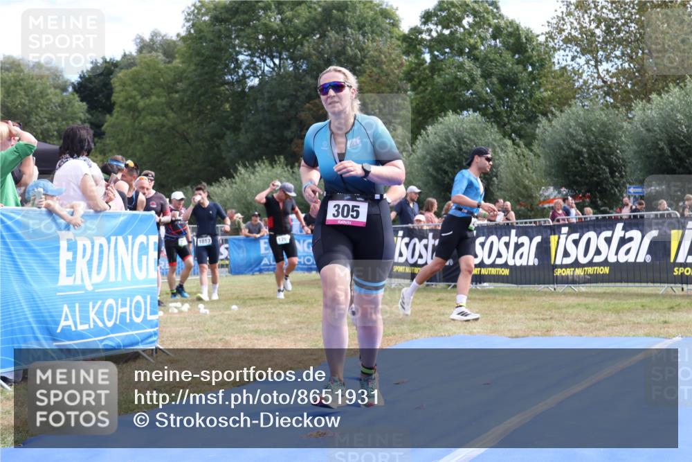 31.08.2025 - Elbe Triathlon Hamburg Strokosch-Dieckow http://msf.ph/oto/8651931 31.08.2025 10:59:54 Ziel 305, 311, 655 meine-sportfotos.de