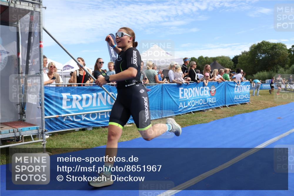 31.08.2025 - Elbe Triathlon Hamburg Strokosch-Dieckow http://msf.ph/oto/8651967 31.08.2025 11:01:24 Ziel 294 meine-sportfotos.de