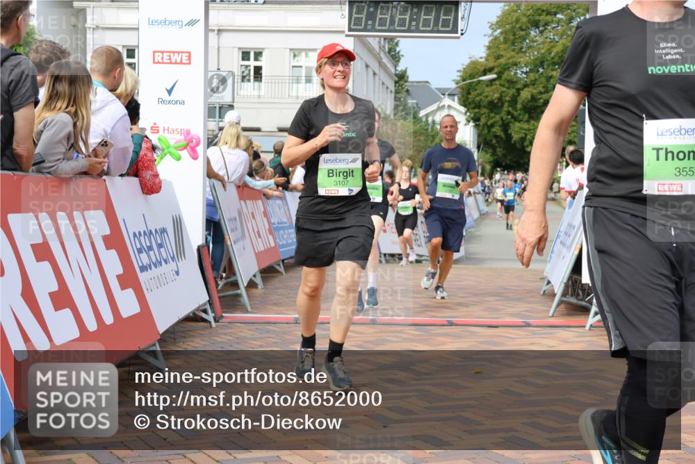 31.08.2025 - 21. Blankeneser Heldenlauf Strokosch-Dieckow http://msf.ph/oto/8652000 31.08.2025 11:11:45 Ziel 3374, 3731, 3668, 3129, 3138, 3552, 3107, 3684 meine-sportfotos.de
