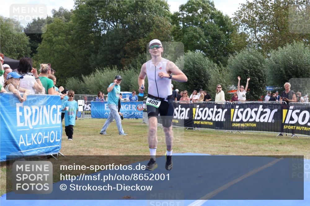 31.08.2025 - Elbe Triathlon Hamburg Strokosch-Dieckow http://msf.ph/oto/8652001 31.08.2025 11:02:35 Ziel 409 meine-sportfotos.de