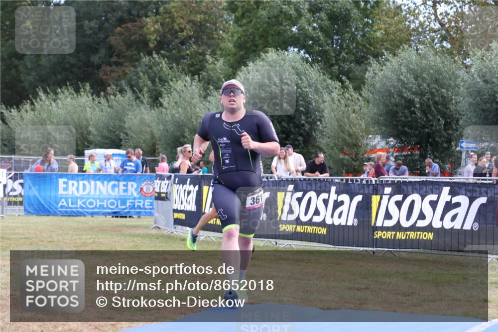 31.08.2025 - Elbe Triathlon Hamburg Strokosch-Dieckow http://msf.ph/oto/8652018 31.08.2025 11:03:25 Ziel 361 meine-sportfotos.de