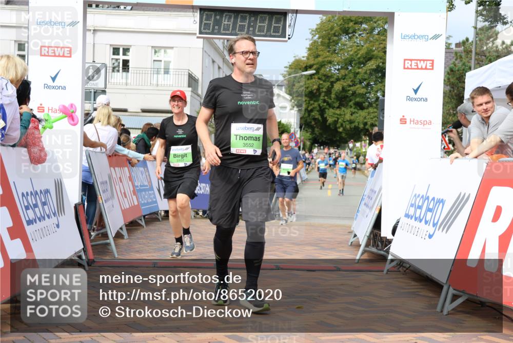 31.08.2025 - 21. Blankeneser Heldenlauf Strokosch-Dieckow http://msf.ph/oto/8652020 31.08.2025 11:11:43 Ziel 3374, 3731, 3668, 3129, 3138, 3552, 3107, 3684 meine-sportfotos.de