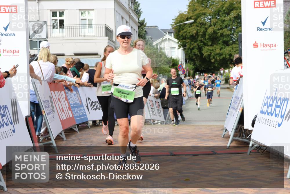 31.08.2025 - 21. Blankeneser Heldenlauf Strokosch-Dieckow http://msf.ph/oto/8652026 31.08.2025 11:11:38 Ziel 3563, 3129, 3138, 3552, 3684 meine-sportfotos.de
