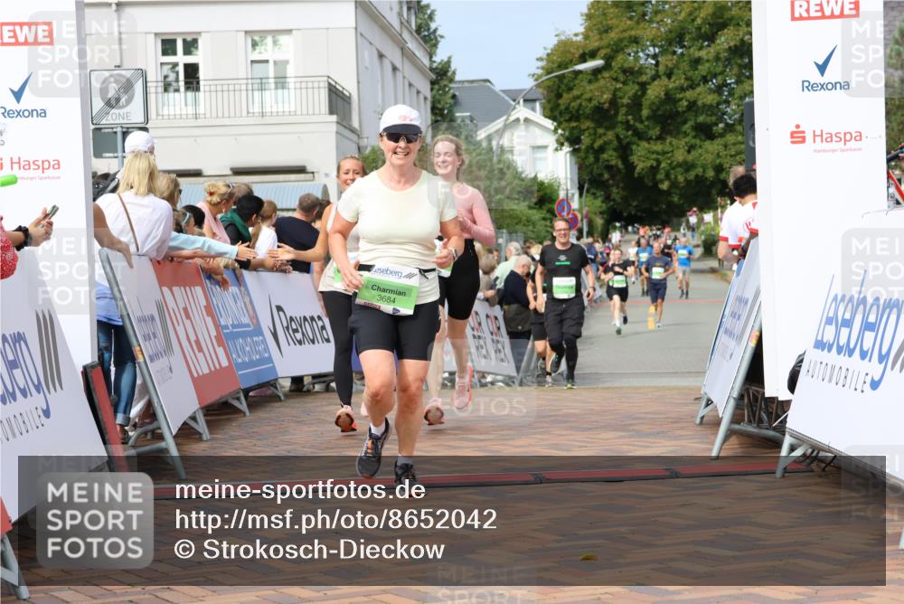 31.08.2025 - 21. Blankeneser Heldenlauf Strokosch-Dieckow http://msf.ph/oto/8652042 31.08.2025 11:11:37 Ziel 3563, 3129, 3138, 3684, 3663 meine-sportfotos.de