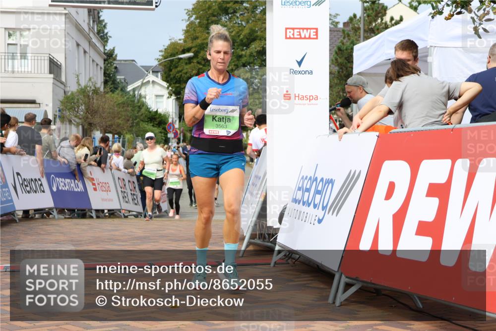 31.08.2025 - 21. Blankeneser Heldenlauf Strokosch-Dieckow http://msf.ph/oto/8652055 31.08.2025 11:11:34 Ziel 3563, 3129, 3138, 3684, 3663 meine-sportfotos.de