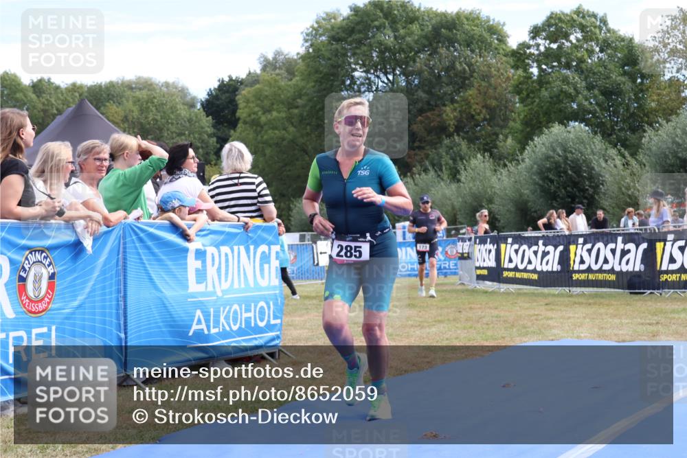31.08.2025 - Elbe Triathlon Hamburg Strokosch-Dieckow http://msf.ph/oto/8652059 31.08.2025 11:04:14 Ziel 173, 285 meine-sportfotos.de