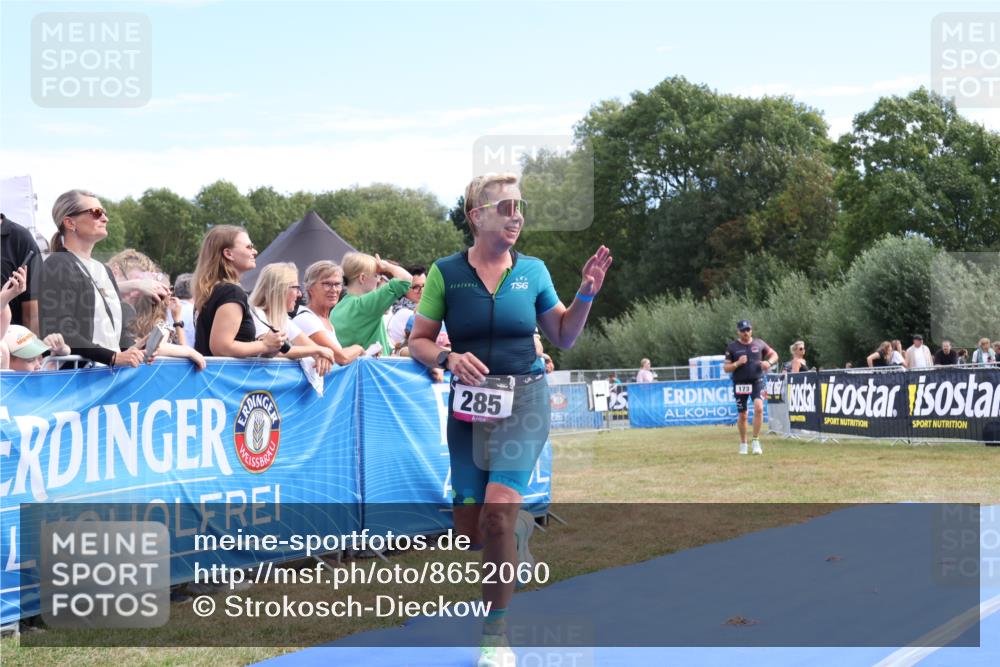 31.08.2025 - Elbe Triathlon Hamburg Strokosch-Dieckow http://msf.ph/oto/8652060 31.08.2025 11:04:15 Ziel 173, 285 meine-sportfotos.de