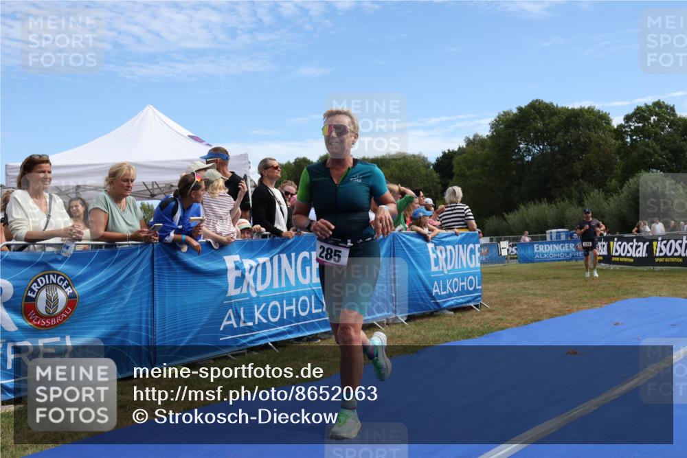 31.08.2025 - Elbe Triathlon Hamburg Strokosch-Dieckow http://msf.ph/oto/8652063 31.08.2025 11:04:16 Ziel 173, 285 meine-sportfotos.de