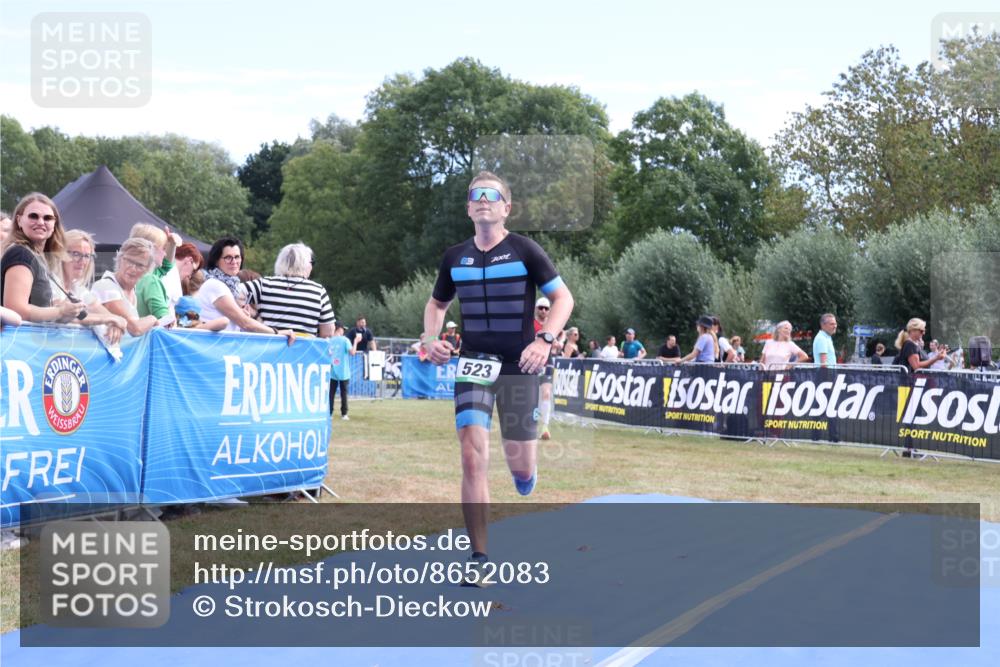 31.08.2025 - Elbe Triathlon Hamburg Strokosch-Dieckow http://msf.ph/oto/8652083 31.08.2025 11:05:03 Ziel 523, 614, 695 meine-sportfotos.de