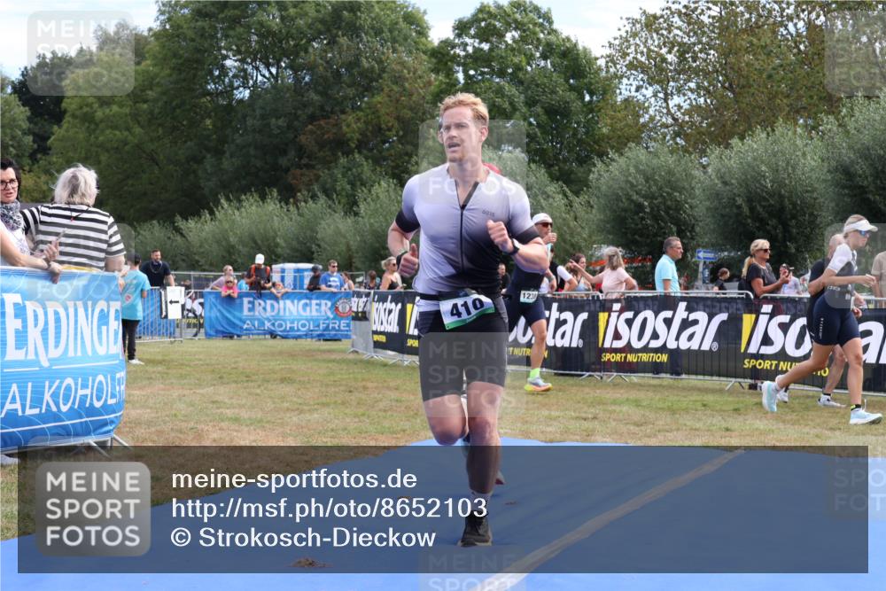 31.08.2025 - Elbe Triathlon Hamburg Strokosch-Dieckow http://msf.ph/oto/8652103 31.08.2025 11:05:15 Ziel 410, 658 meine-sportfotos.de