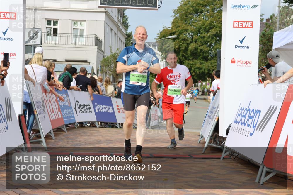 31.08.2025 - 21. Blankeneser Heldenlauf Strokosch-Dieckow http://msf.ph/oto/8652152 31.08.2025 11:11:04 Ziel 3324, 3509 meine-sportfotos.de