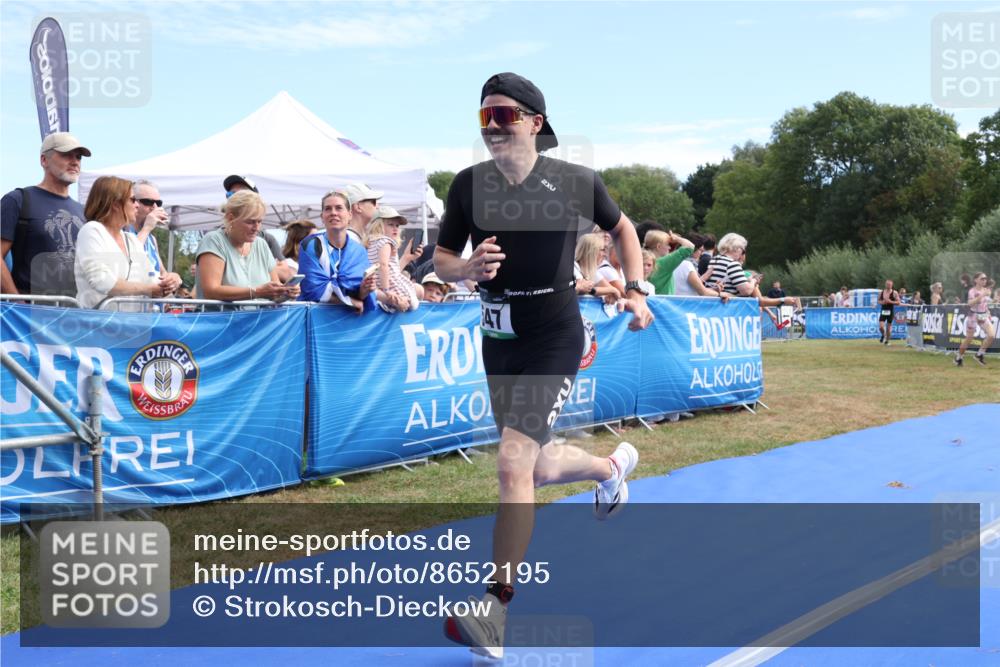 31.08.2025 - Elbe Triathlon Hamburg Strokosch-Dieckow http://msf.ph/oto/8652195 31.08.2025 11:07:21 Ziel 286, 547 meine-sportfotos.de