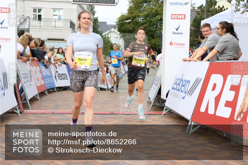 31.08.2025 - 21. Blankeneser Heldenlauf Strokosch-Dieckow http://msf.ph/oto/8652266 31.08.2025 10:28:20 Ziel 2140, 2133, 2625, 2431, 2088, 2052, 2531 meine-sportfotos.de