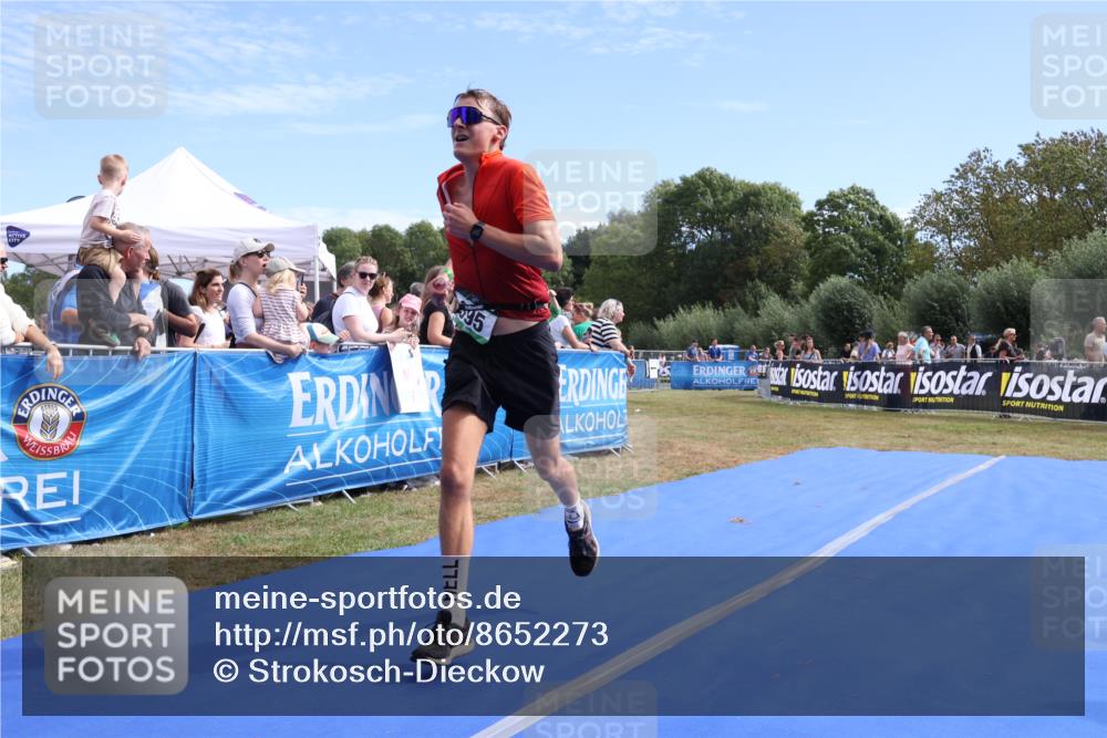 31.08.2025 - Elbe Triathlon Hamburg Strokosch-Dieckow http://msf.ph/oto/8652273 31.08.2025 11:09:00 Ziel 393, 395 meine-sportfotos.de