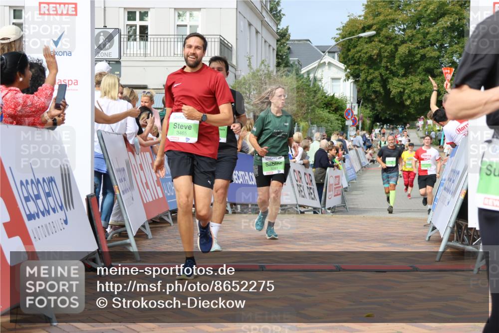 31.08.2025 - 21. Blankeneser Heldenlauf Strokosch-Dieckow http://msf.ph/oto/8652275 31.08.2025 11:10:31 Ziel 3465, 3349, 3515, 3281, 3455 meine-sportfotos.de