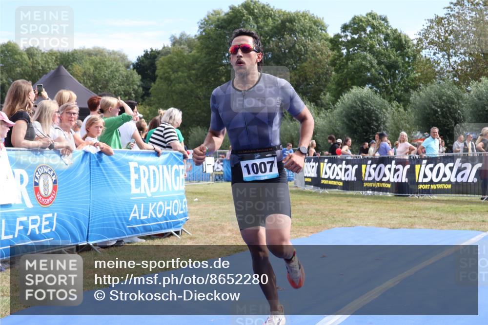 31.08.2025 - Elbe Triathlon Hamburg Strokosch-Dieckow http://msf.ph/oto/8652280 31.08.2025 11:09:16 Ziel 394, 531, 1007 meine-sportfotos.de