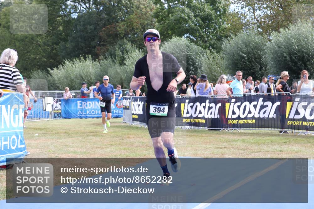 31.08.2025 - Elbe Triathlon Hamburg Strokosch-Dieckow http://msf.ph/oto/8652282 31.08.2025 11:09:23 Ziel 394, 590 meine-sportfotos.de