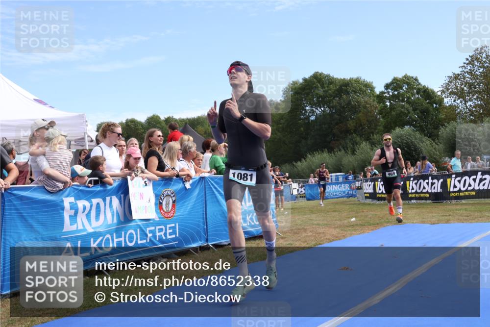 31.08.2025 - Elbe Triathlon Hamburg Strokosch-Dieckow http://msf.ph/oto/8652338 31.08.2025 11:10:36 Ziel 431, 469, 534, 1081, 1149 meine-sportfotos.de